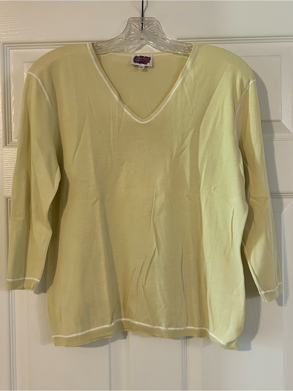 Leggiadro Ultra Lightweight Cotton V Neck 3/4 Sleeve Top